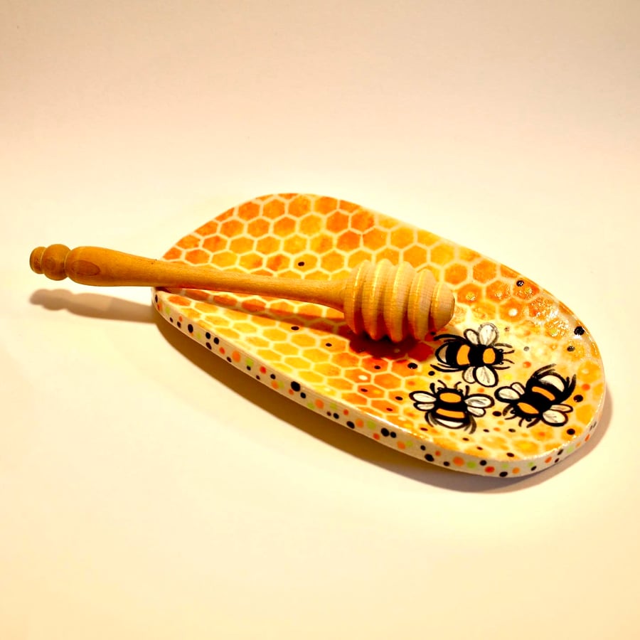 BEES AND HONEYCOMB HANDPAINTED CERAMIC DISH