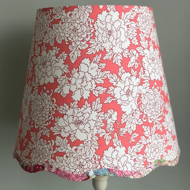 NEW Costume Liberty - Handmade Scalloped table Lampshade