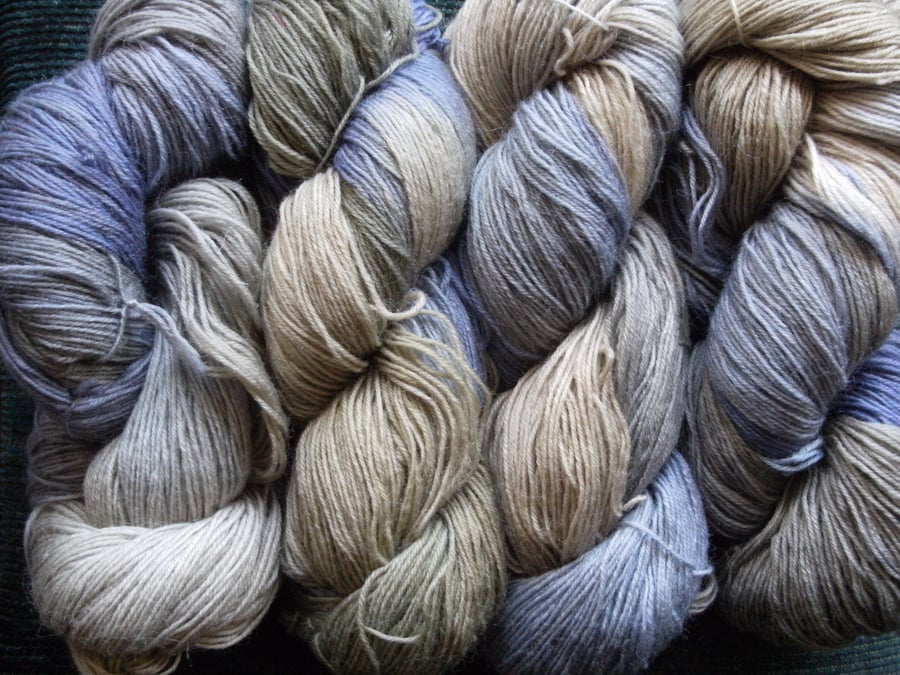 Hand-dyed Superwash 4PLY Sock Wool 100g Blue Olive