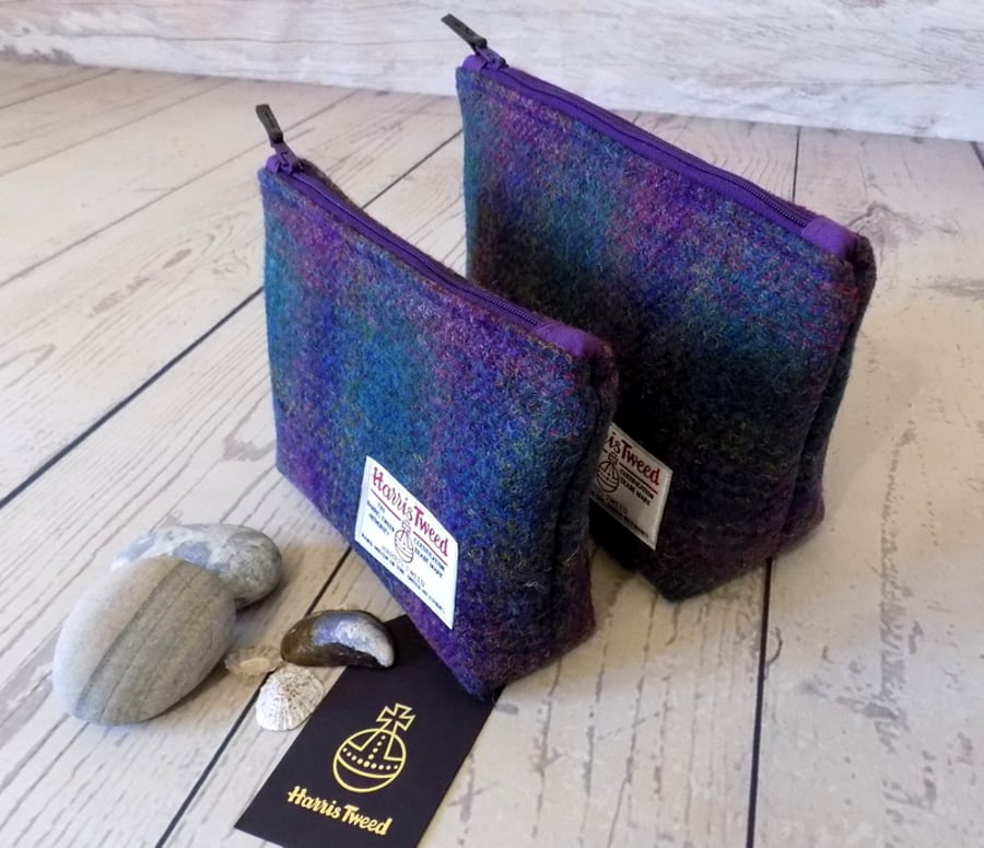 Harris Tweed gift set. Large and medium make-up bags in deep purple and green