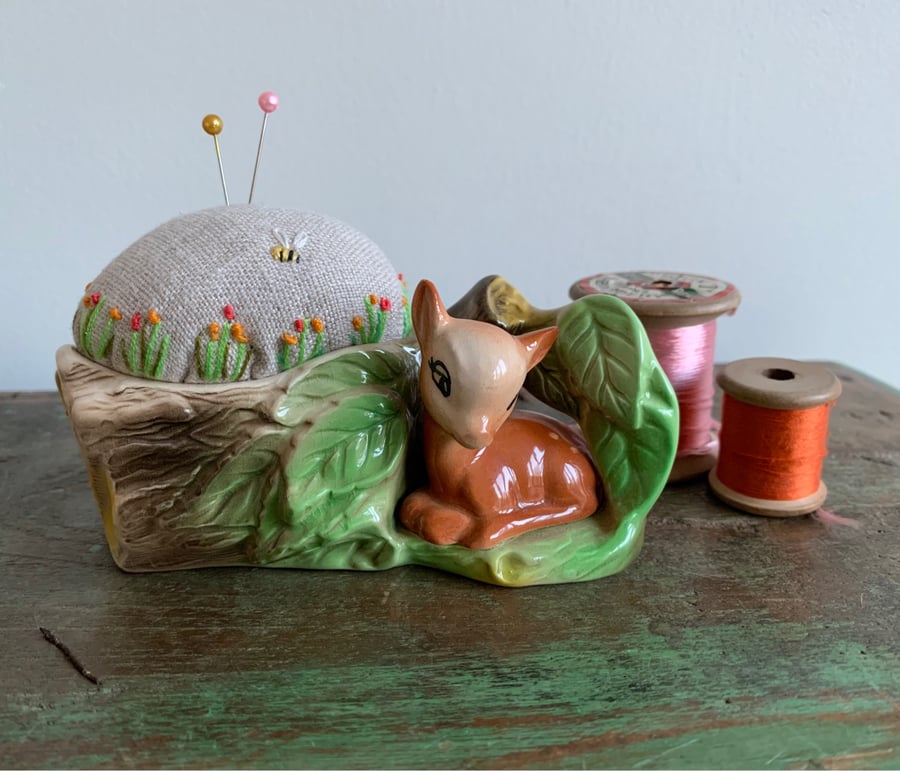 Deer vase embroidered pin cushion