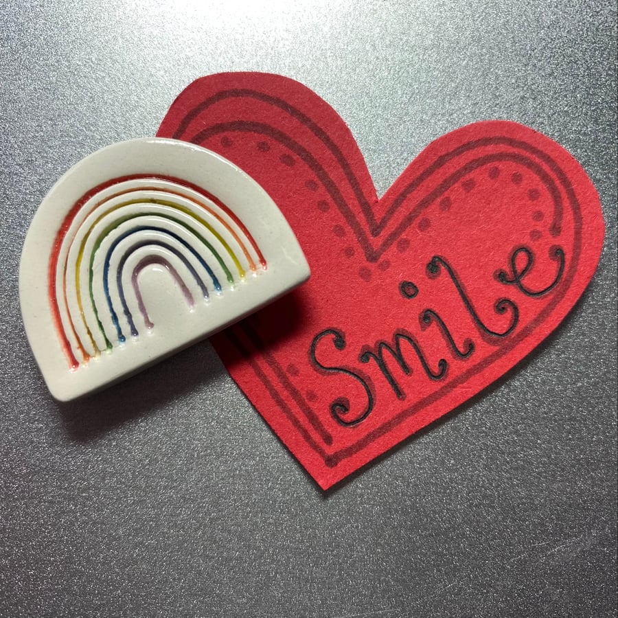 Ceramic rainbow magnet
