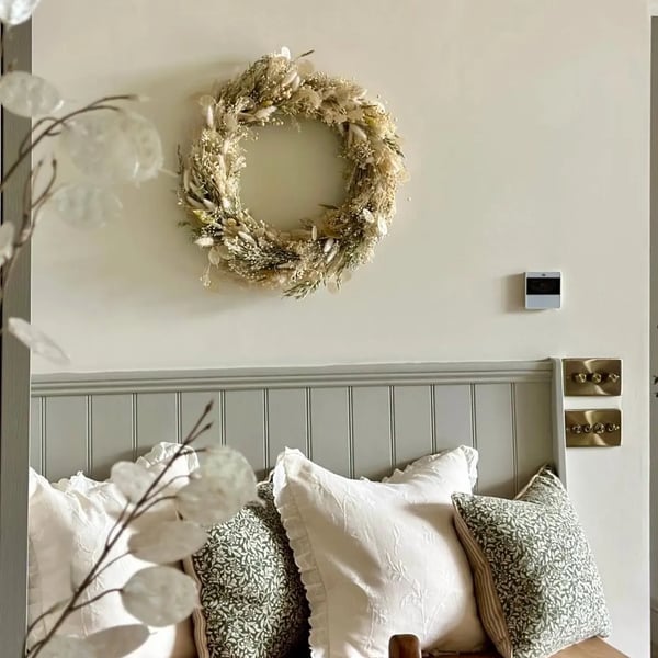 Neutral Dried Wreath: Bunny Tails, Baby's Breath & Faux Honesty - 55cm