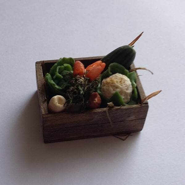 12th scale WOODEN CRATE OF ORGANIC VEG