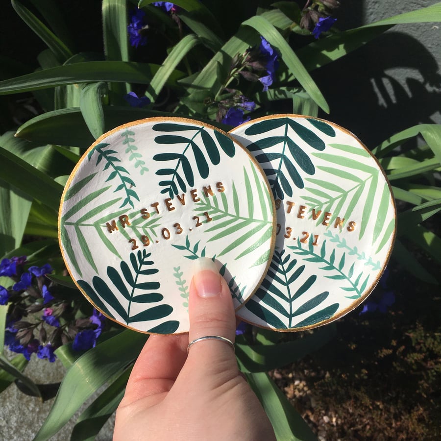 Personalised Leaves Trinket Dish - Botanical Leaves Trinket Dish - Personalised 