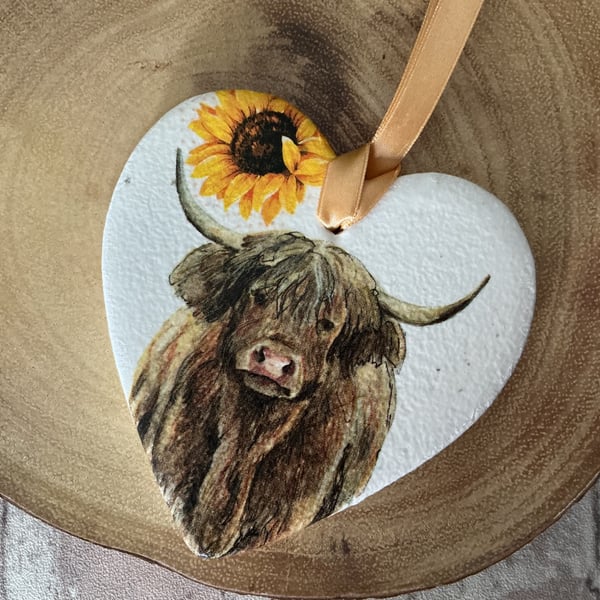 Hanging Heart. Highland Cow. Sunflower.