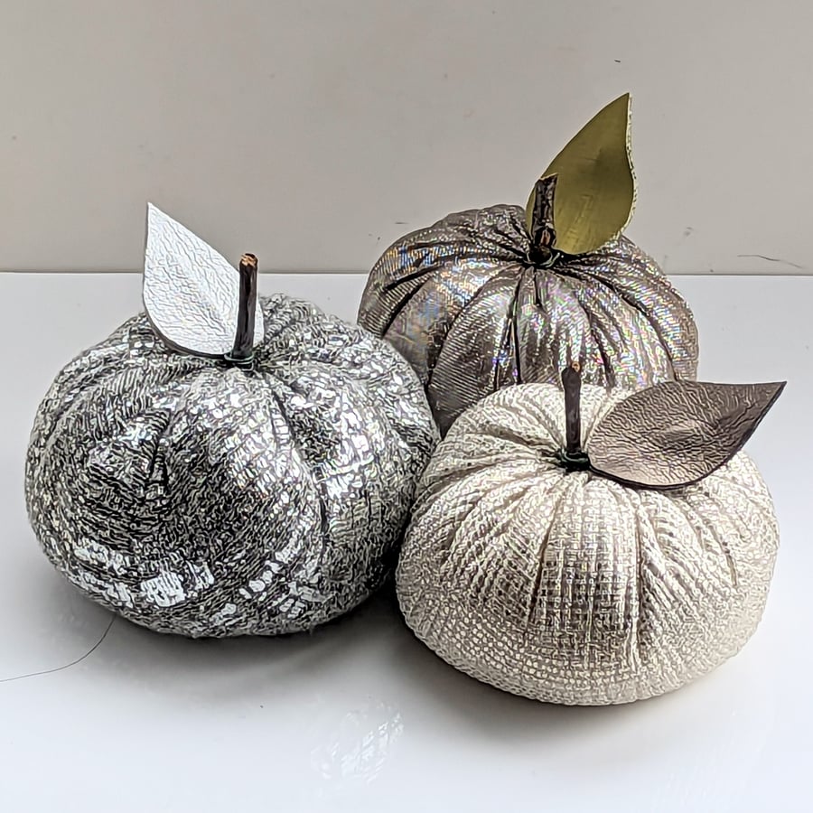 Handmade Metallic Silver Ornamental Fabric Apple Decorations 