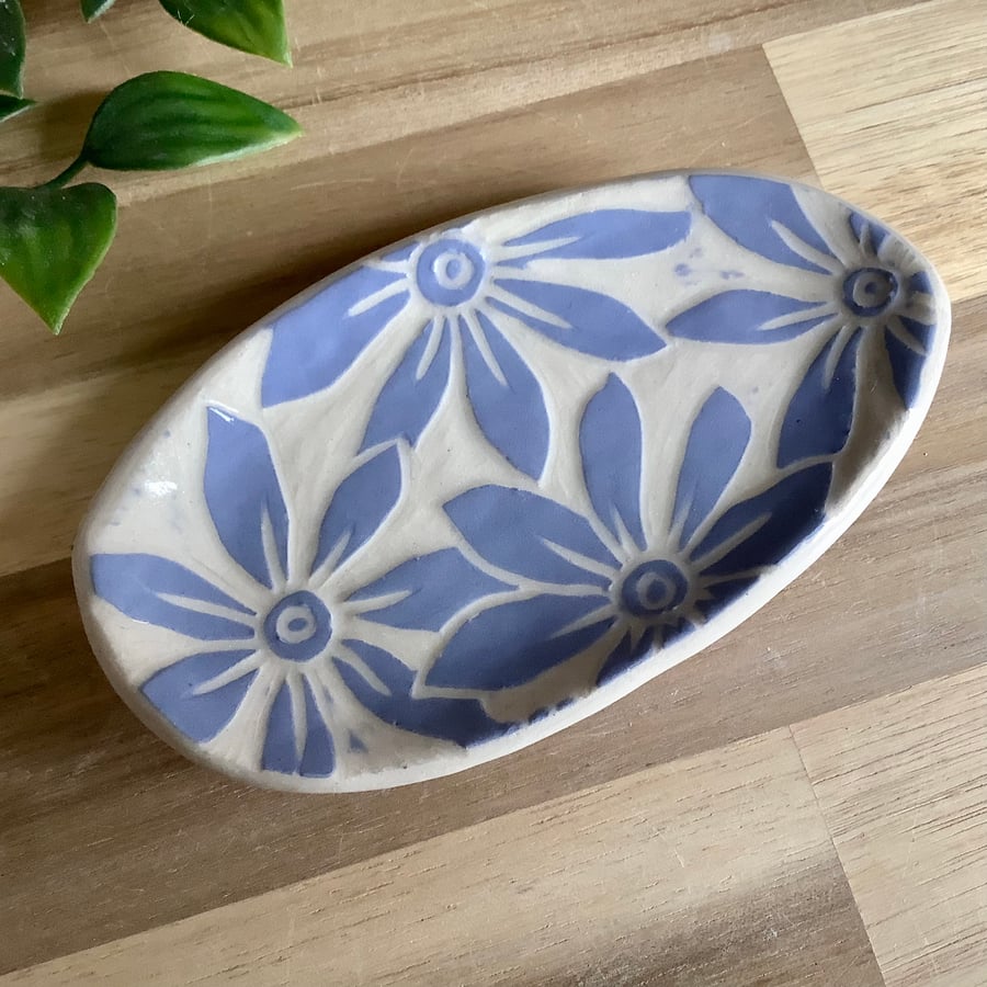 Handmade stoneware sgraffito Lilac flower trinket jewellery dish
