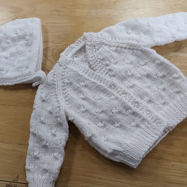Baby  cardigan and bonnet 