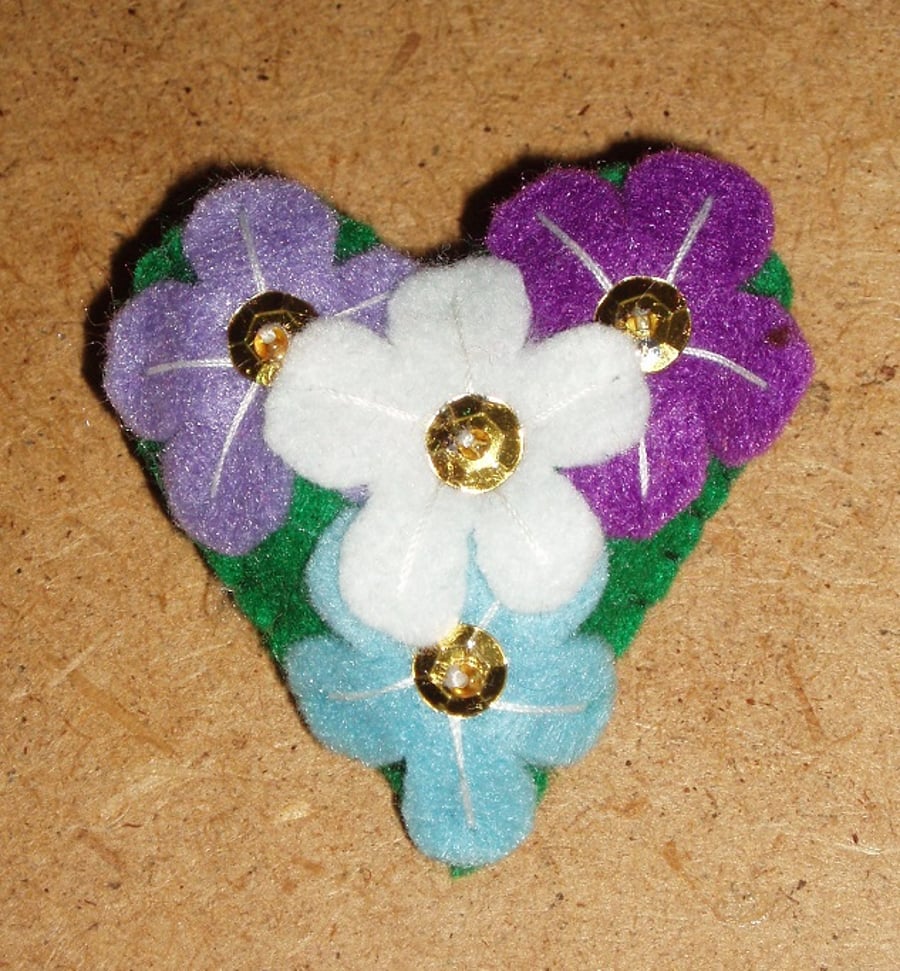 Felt Brooch Multi Flower in Purples Small Heart
