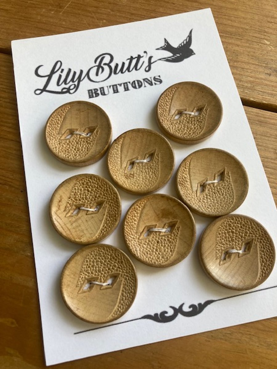 8 Vintage Wooden Buttons