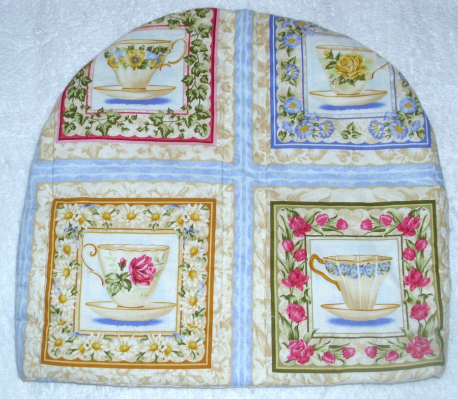 Tea Cups tea cosy