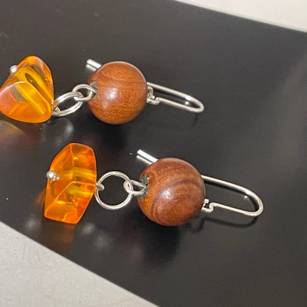 Artisan handmade Baltic honey colour amber and wood dangling earrings