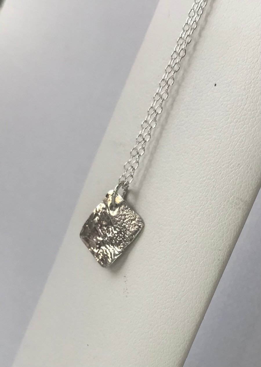 Silver pedant necklace 