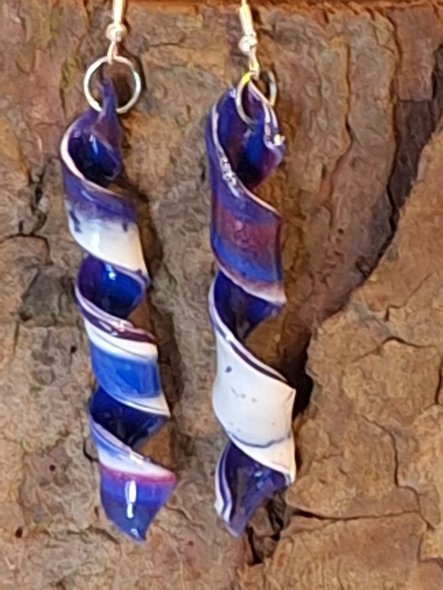 Spiral polymer clay dangle earrings. 