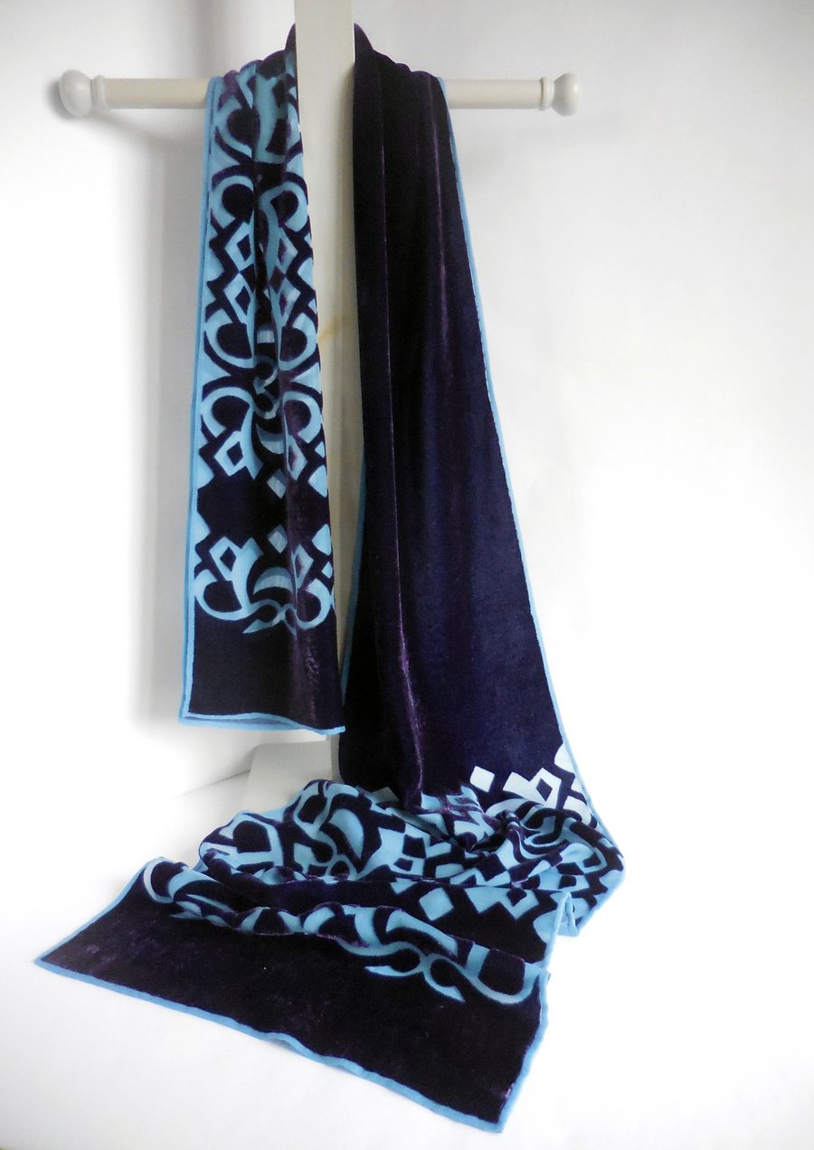 LIMITED EDITION SILK VISCOSE DEVORE VELVET SCARF