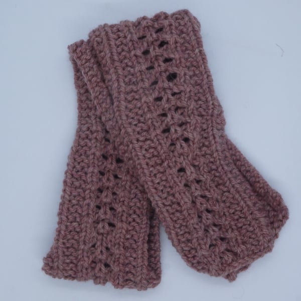 Loom knitted Dusky Rose summer scarf