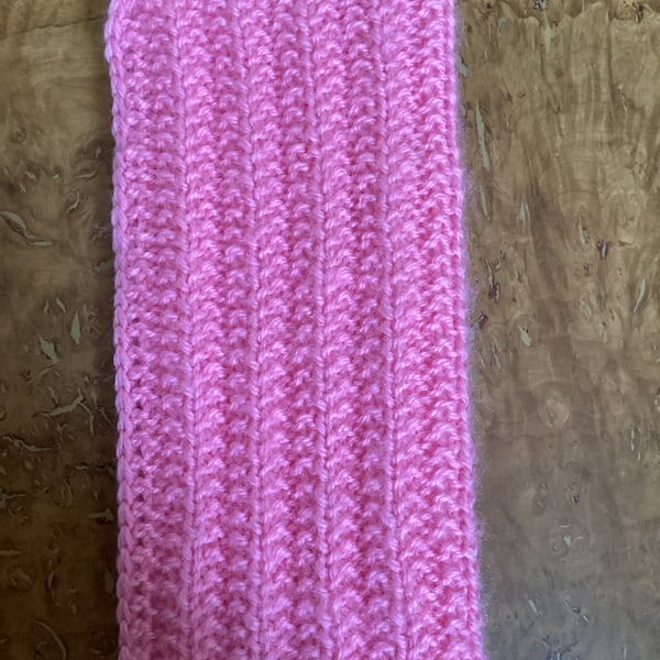 MOBILE PHONE SLEEVE 7x3.5" or 18x9cm KNITTED IN PINK YARN