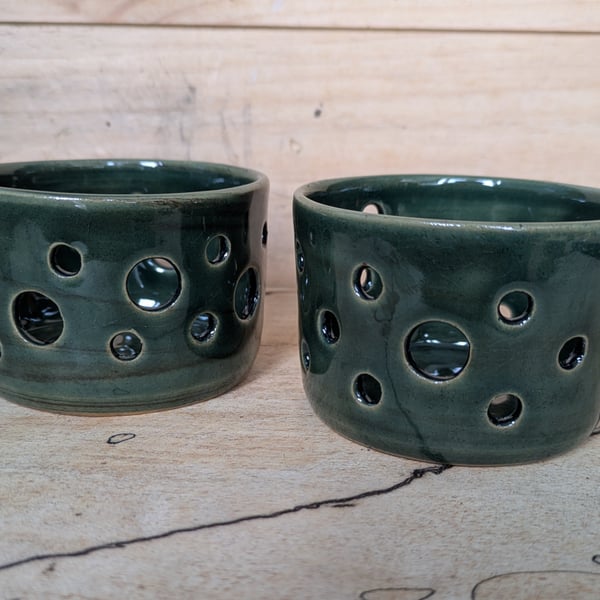 Holes tealight holder - dark green