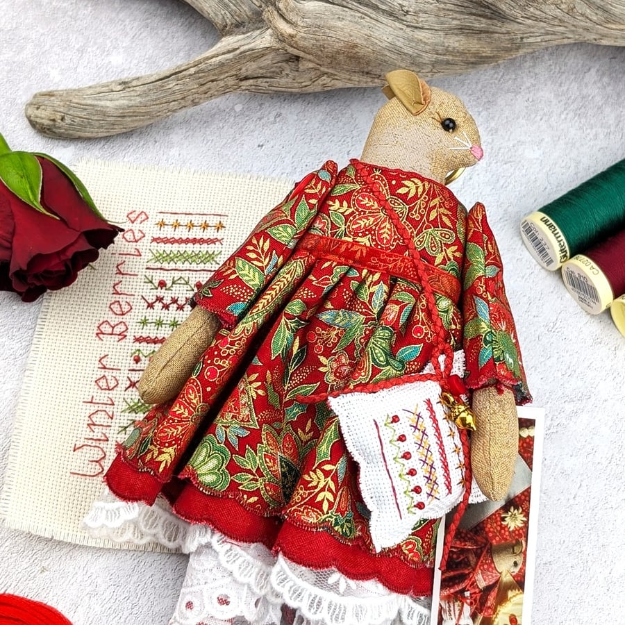 Winterberry, A Christmas Mouse