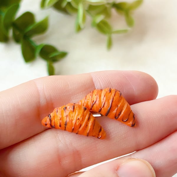 Realistic Croissant Stud Earrings, Cute French Pastry Jewellery, Gift for Baker