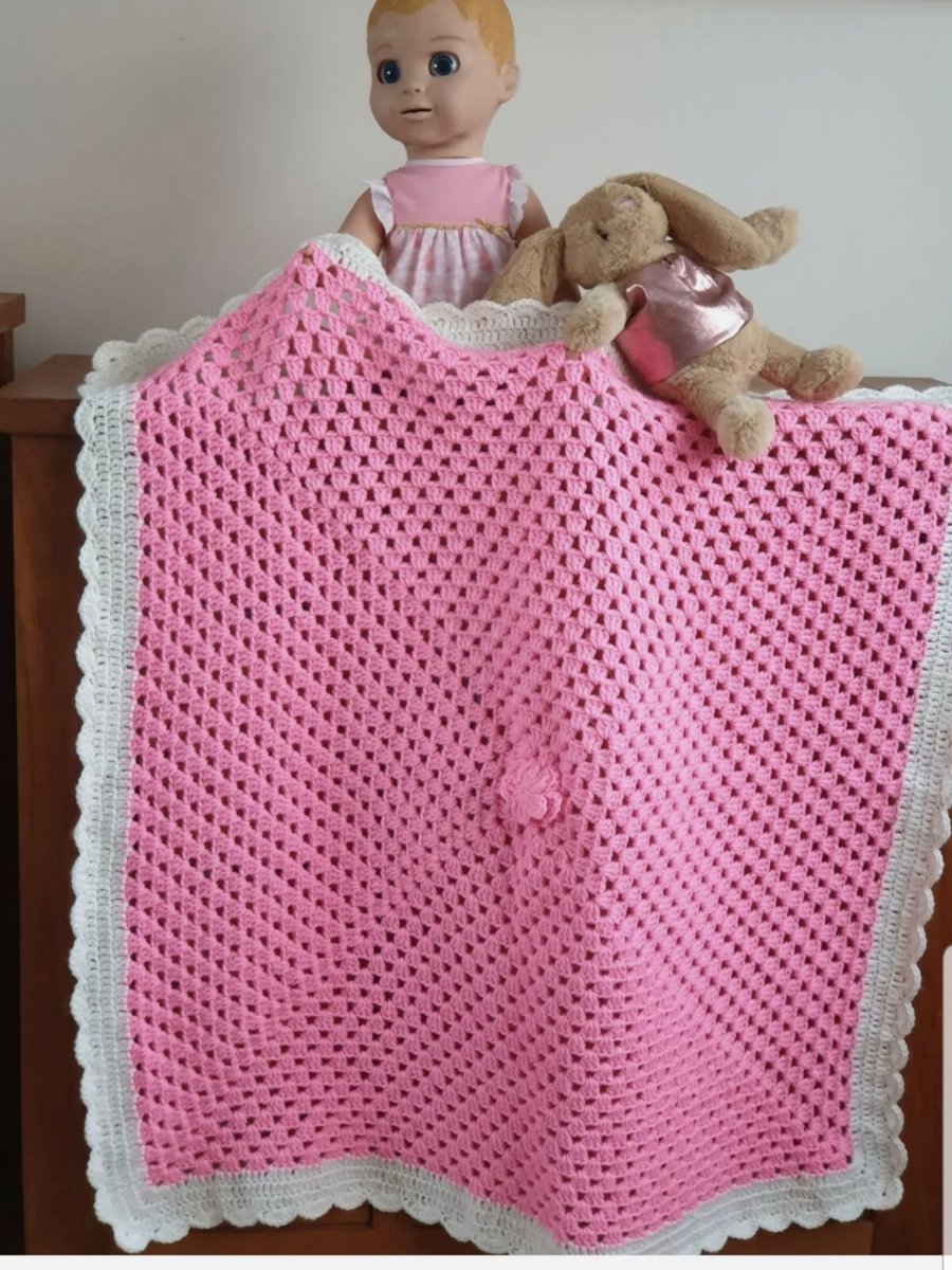 Pink crochet baby blanket 
