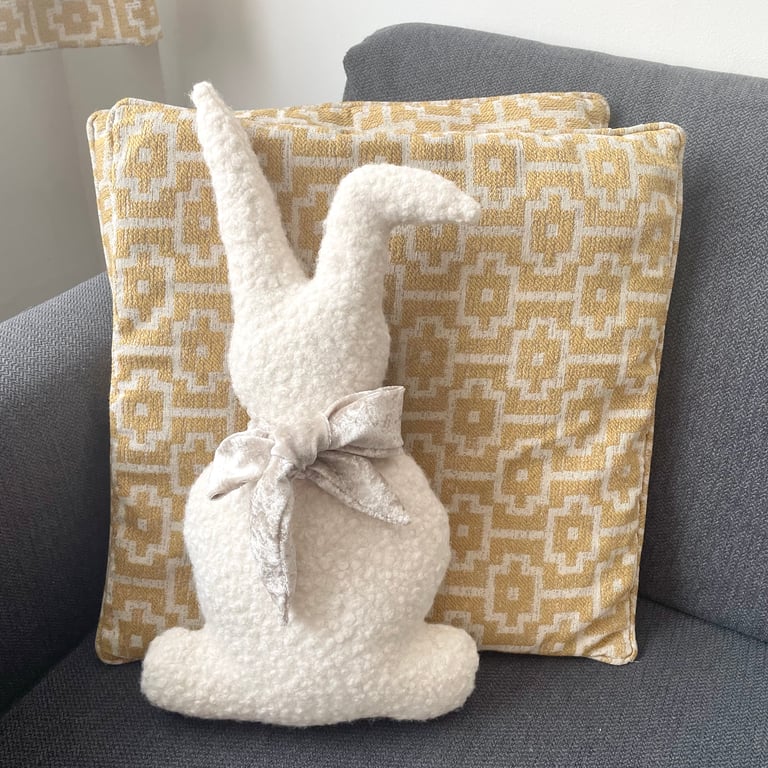 Bouclé Easter Bunny Pillow Soft White Sherpa Bunny Cushion with Velvet Bow