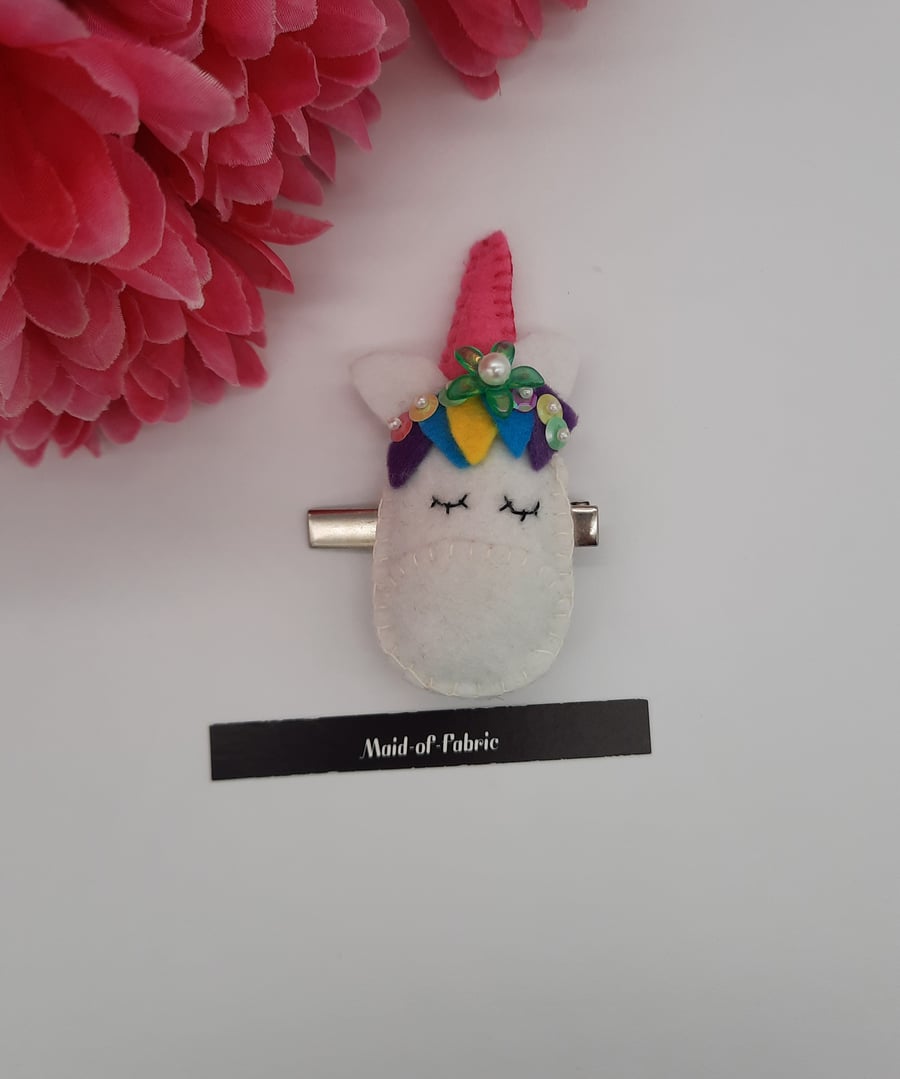Unicorn hair slide clip with pink horn. Free uk delivery. SALE