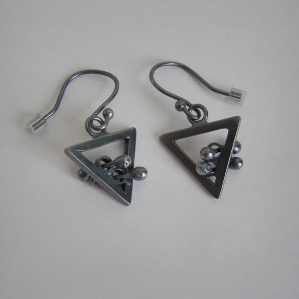Triangle kinetic quirky earrings, interactive fidget, small oxidized silver.