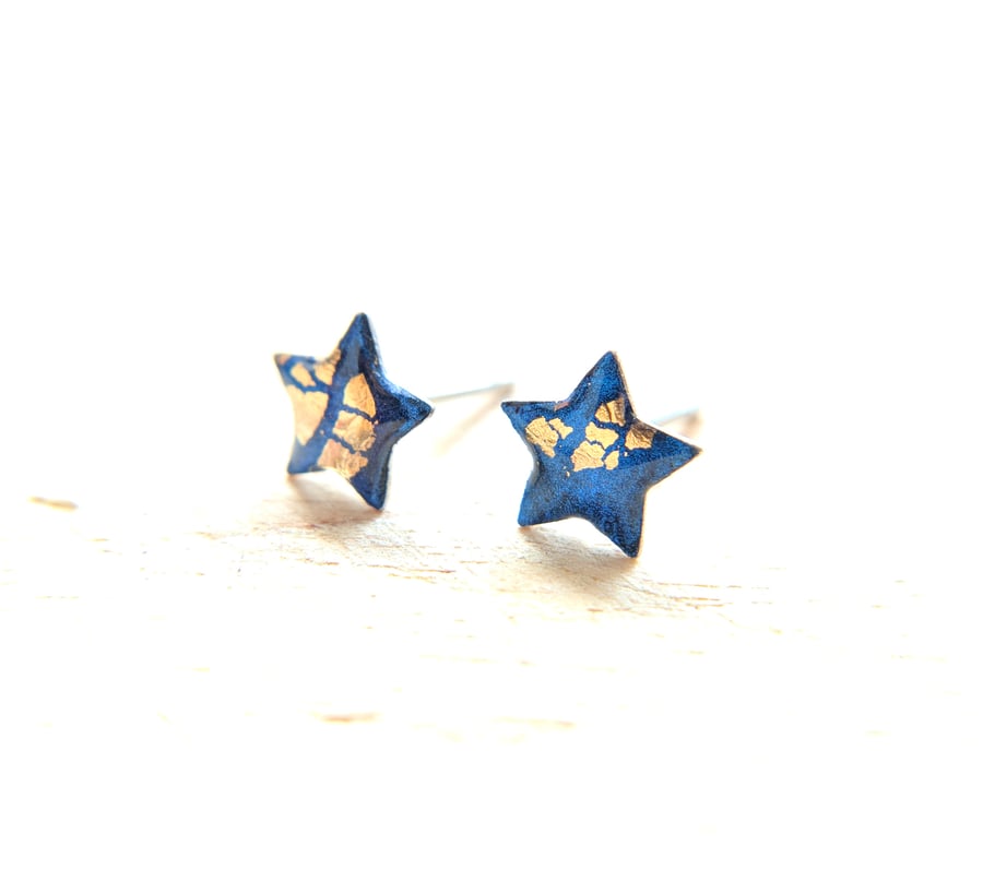 Dainty navy blue and gold star stud earrings
