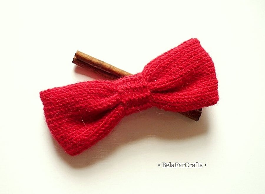 Men's red knitted bow - Small gift for him - Wool bowtie for guys