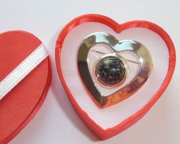 Silver Heart Brooch with fossil agate