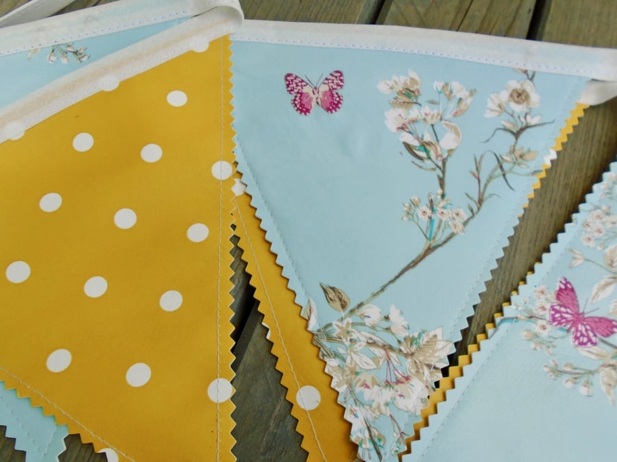 Oilcloth Bunting - Double sided  - Birds 