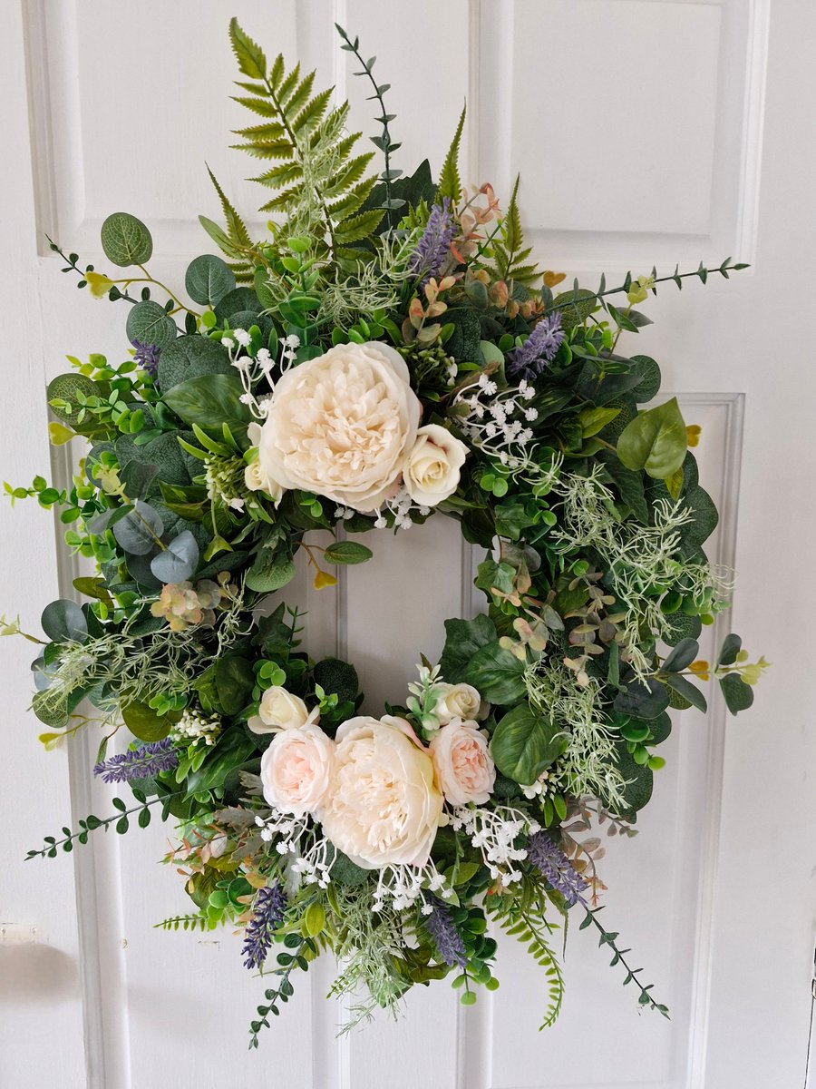 Dolly,Large premium rustic tear drop floral wreath