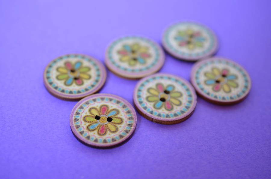 Wooden Mandala Patterned Buttons Multicoloured Flower 6pk 25mm (M17)