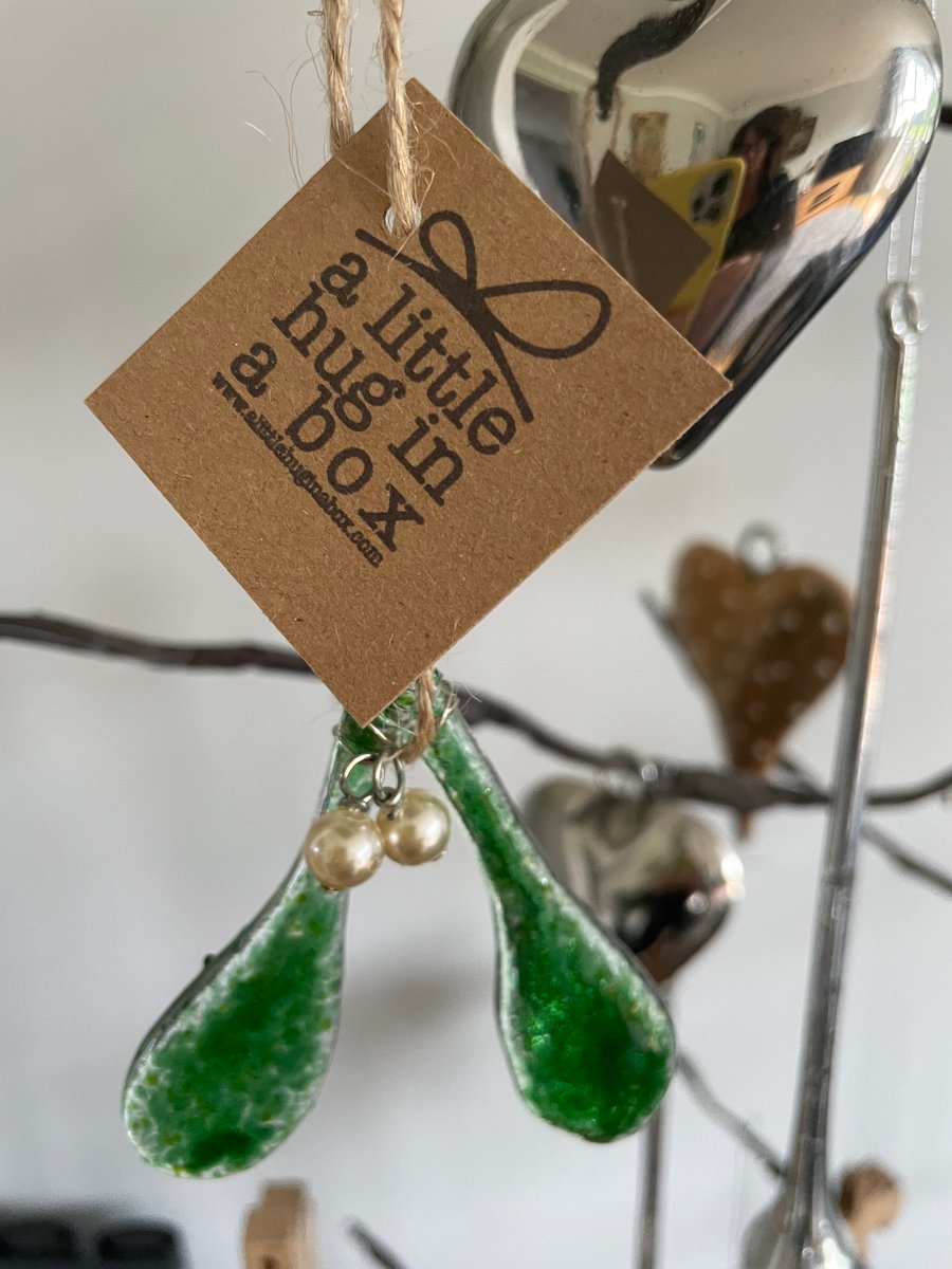 Mistletoe tree decoration