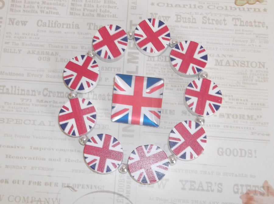 Union Jack Pin with a British flag silver bracelet gift set
