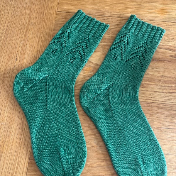 Wee Pine Trees. Hand knitted socks. 3-6 Uk
