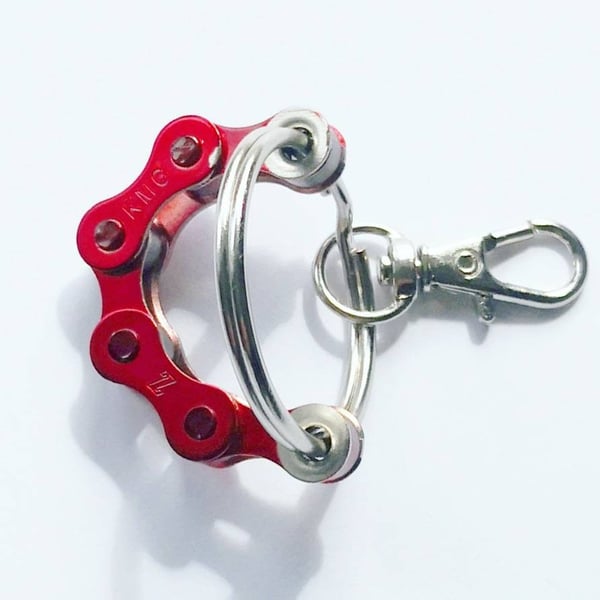 Big Fidget Keyring Bicycle Chain Keychain fantastic little keychains make a grea