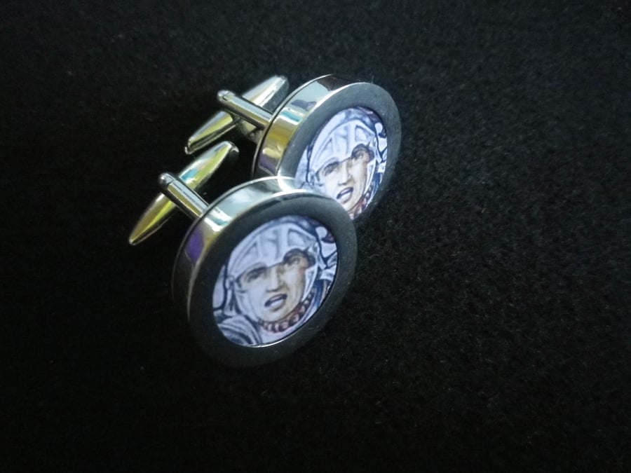Sir Lancelot cufflinks, free shipping, gift wrapped, dramatic image, Ref 1234.
