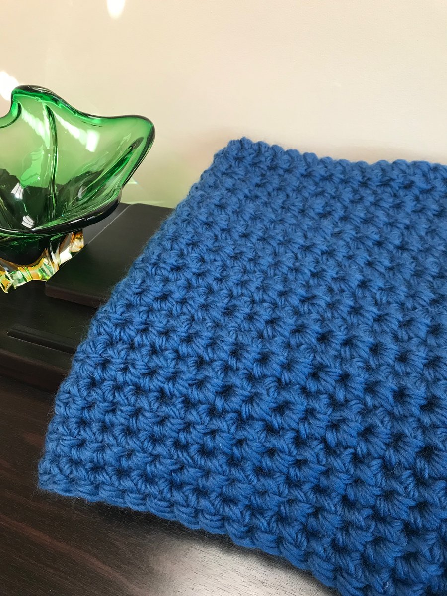 LUXURY MARINE HANDCRAFTED WOOL LAP BLANKET  - BLUE