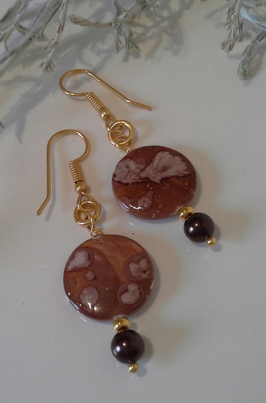 Mother of Pearl & Shell Pearl Earrings Gold Plated