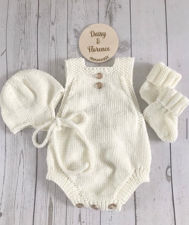 Merino wool Romper, bonnet and boots