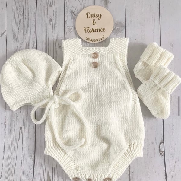 Merino wool Romper, bonnet and boots