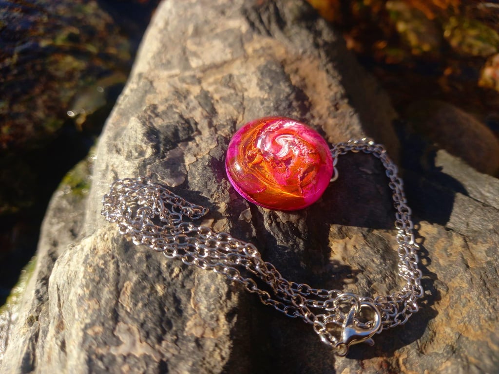 Pink Wonderland Oval Necklace