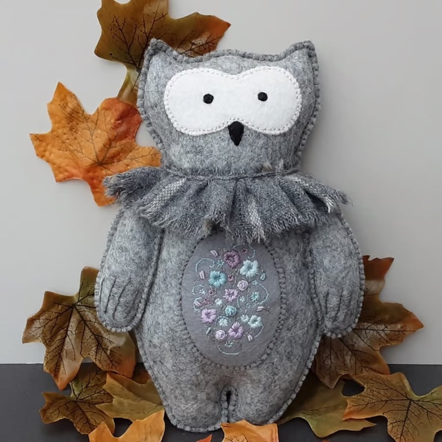 REDUCED Owl animal doll, owl felt hanging decoration,  woodland owl wall decor 
