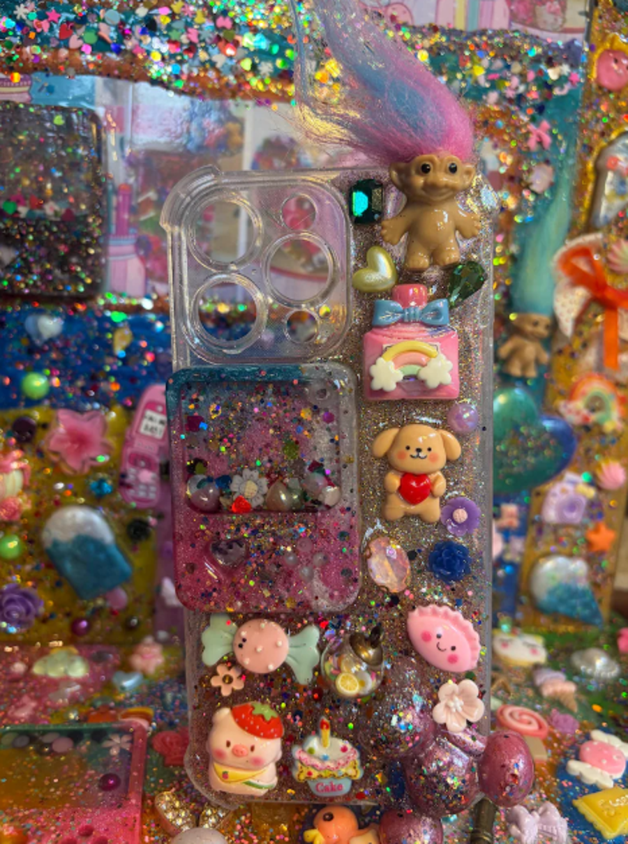 Game Boy Glitter Shaker iPhone 16 Pro Max Case, Kawaii Troll Decoden Phone Cover