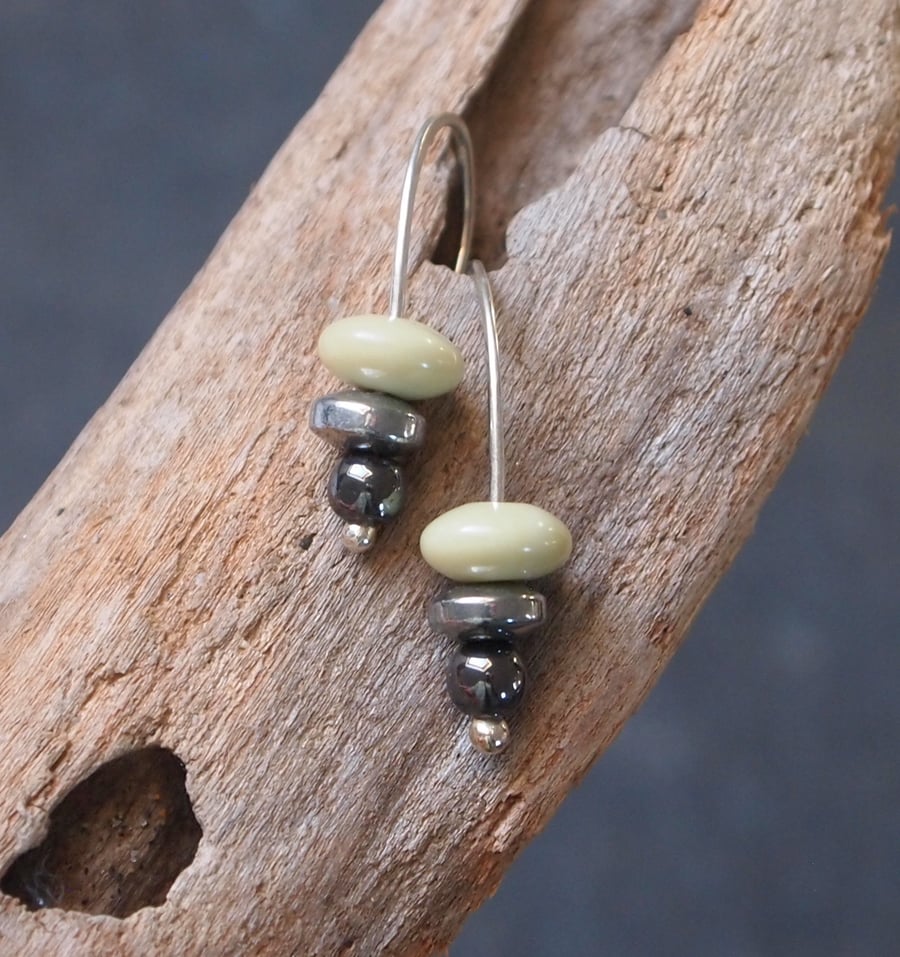 Silver butter jade earrings
