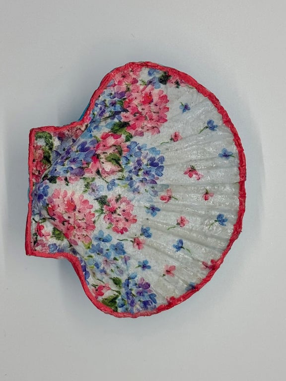 Scallop shell jewellery tray - pink floral 
