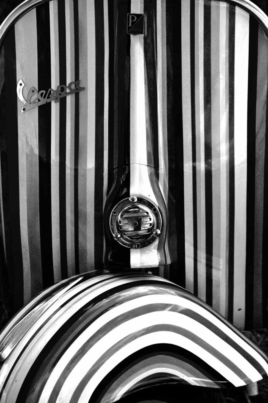Vespa Piaggio Italian Scooter Motorbike Photograph Print